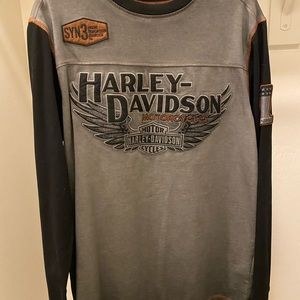 Men’s long sleeve Harley Davidson shirt